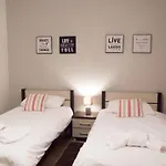 Bedroom Apartments Krzywoustego 14