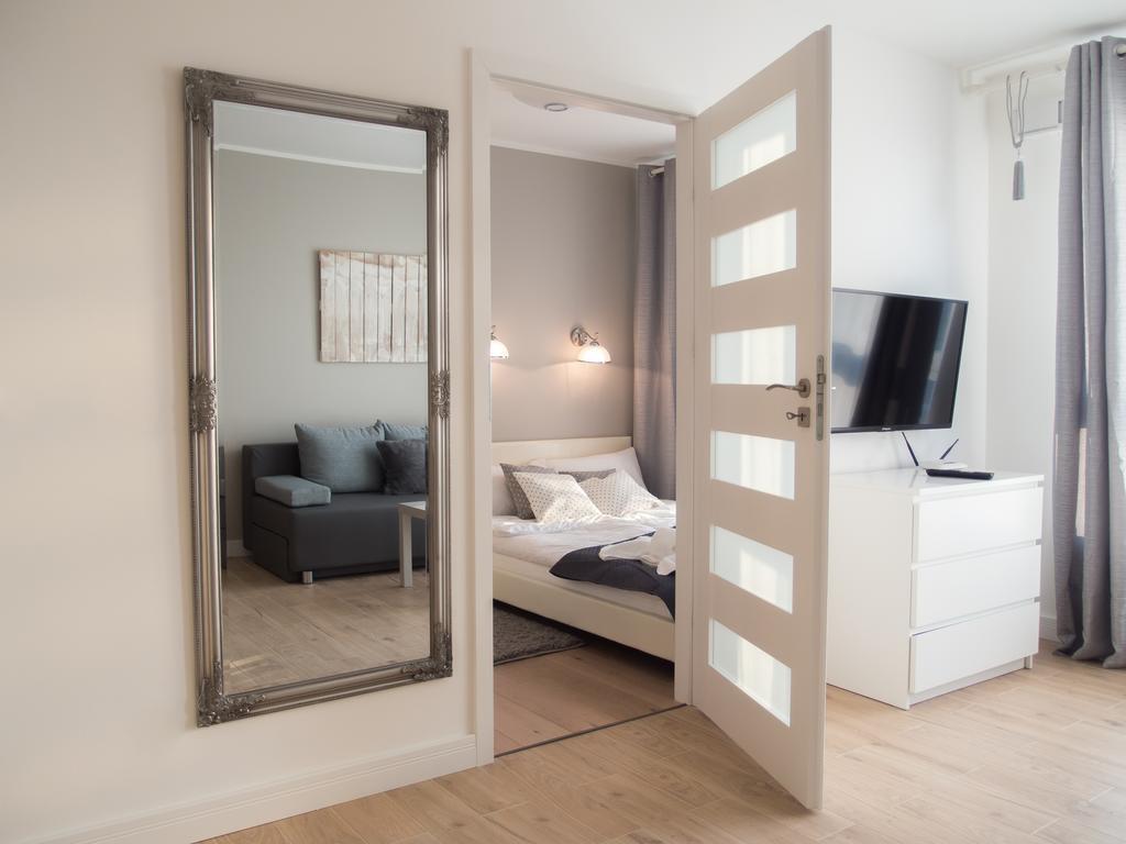Bedroom Krzywoustego 14 *